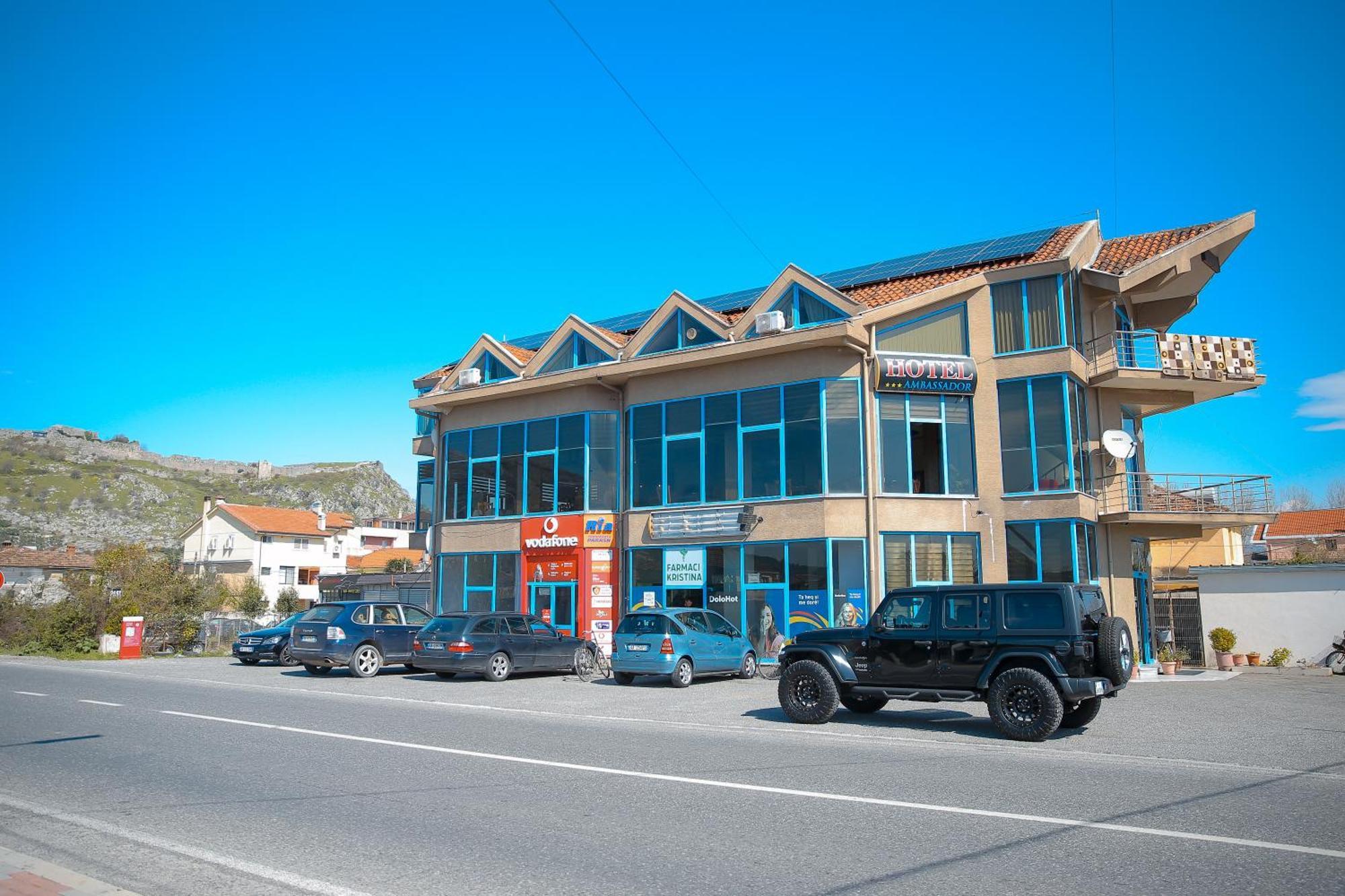 Hotel Ambasador Bahçallëk 외부 사진