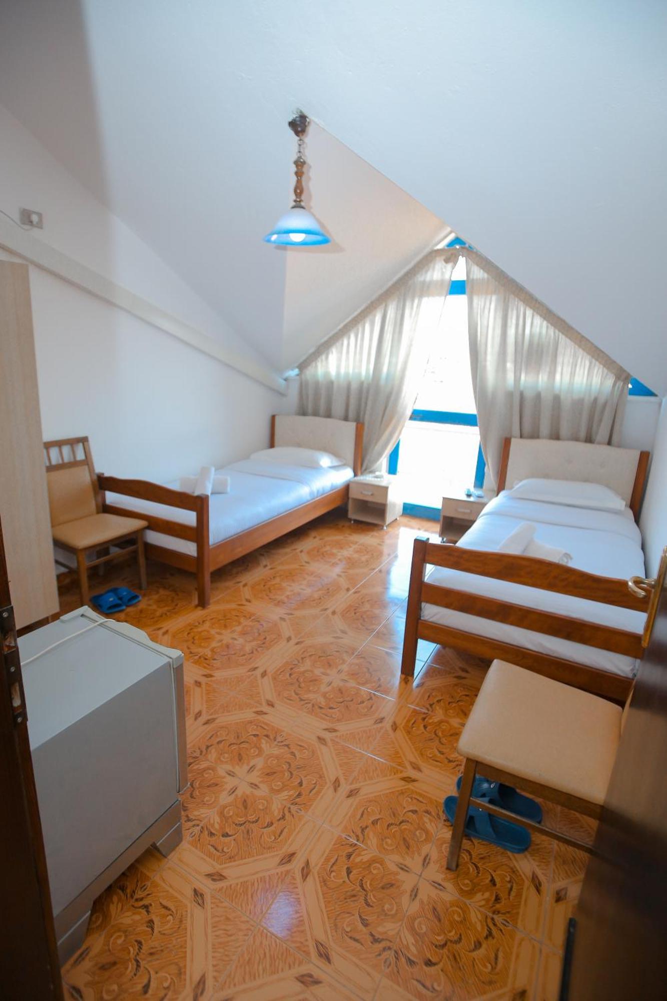 Hotel Ambasador Bahçallëk 외부 사진