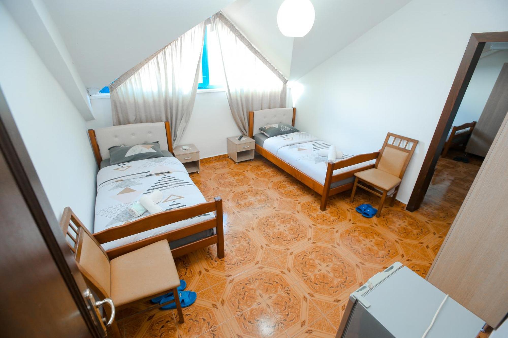 Hotel Ambasador Bahçallëk 외부 사진