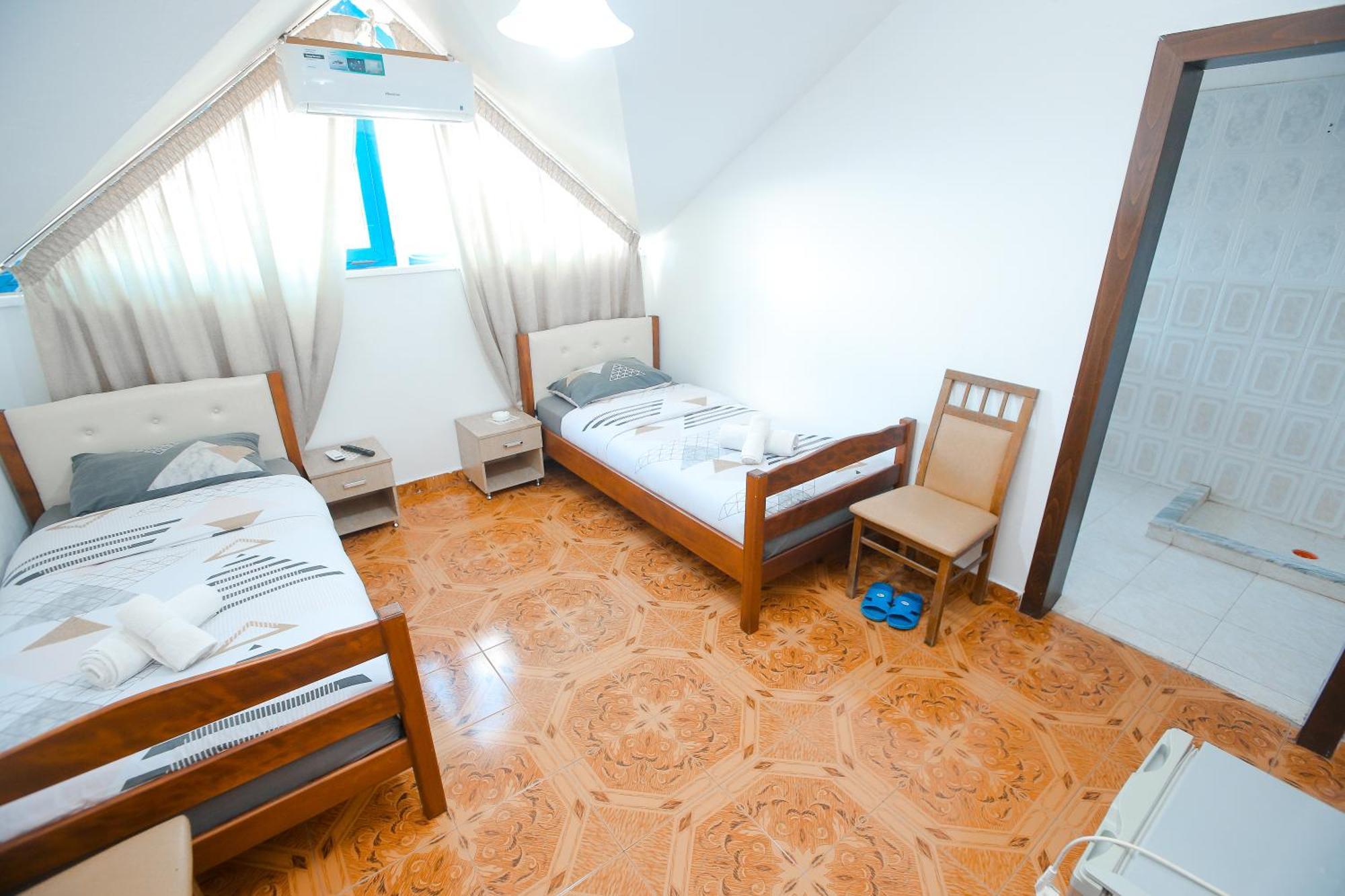 Hotel Ambasador Bahçallëk 외부 사진