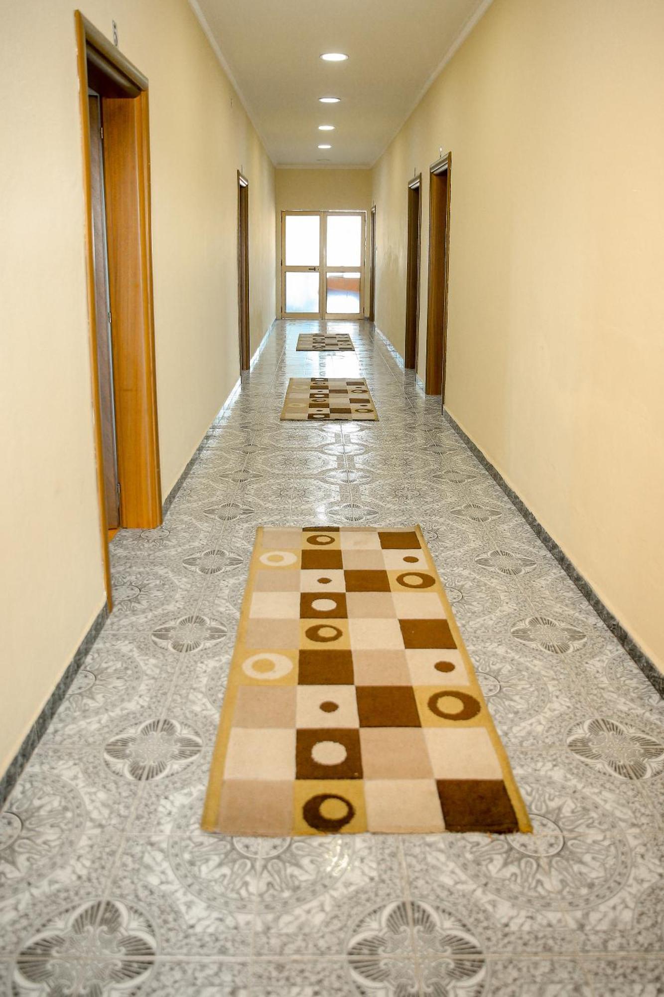 Hotel Ambasador Bahçallëk 외부 사진