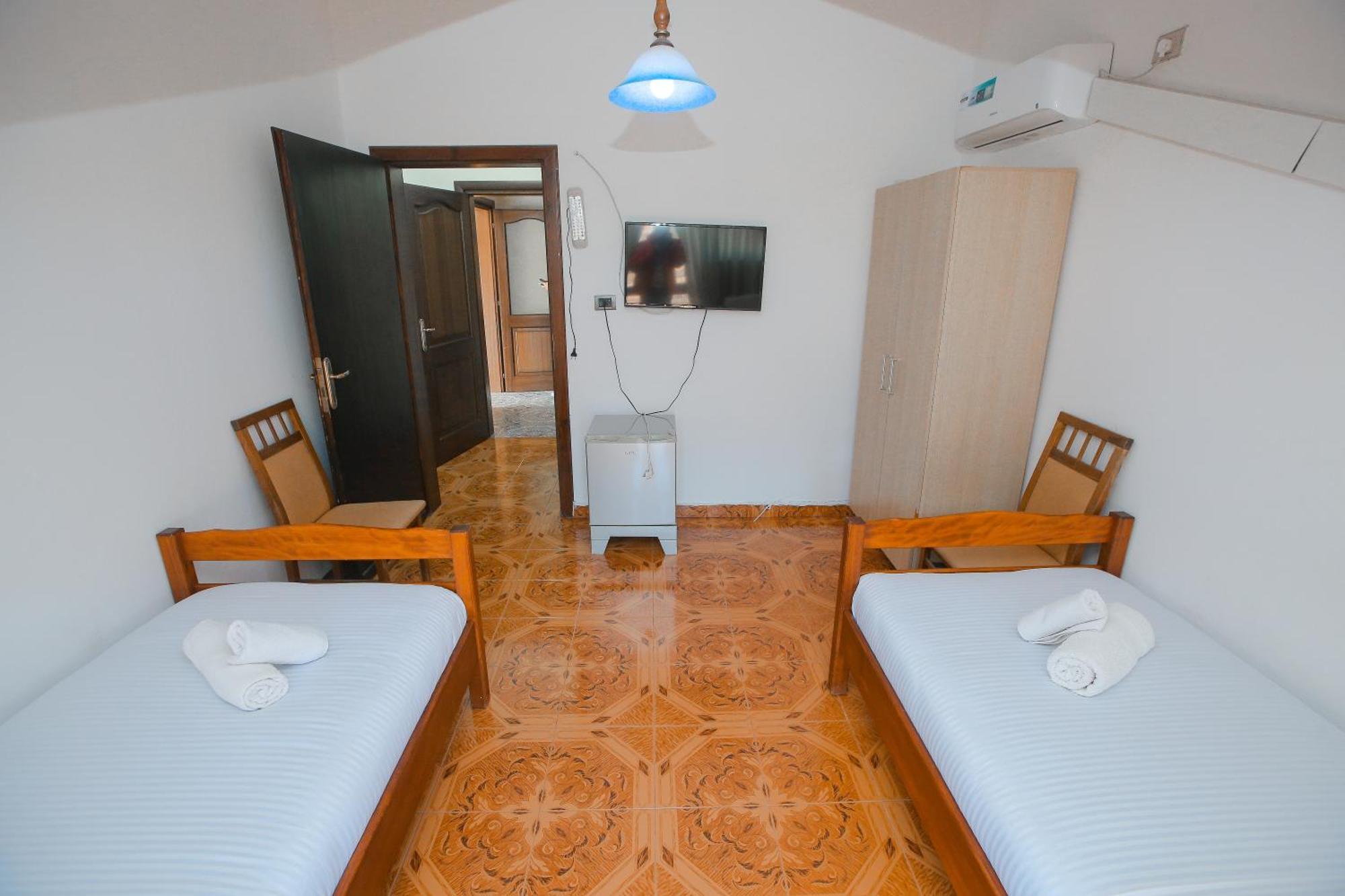 Hotel Ambasador Bahçallëk 외부 사진