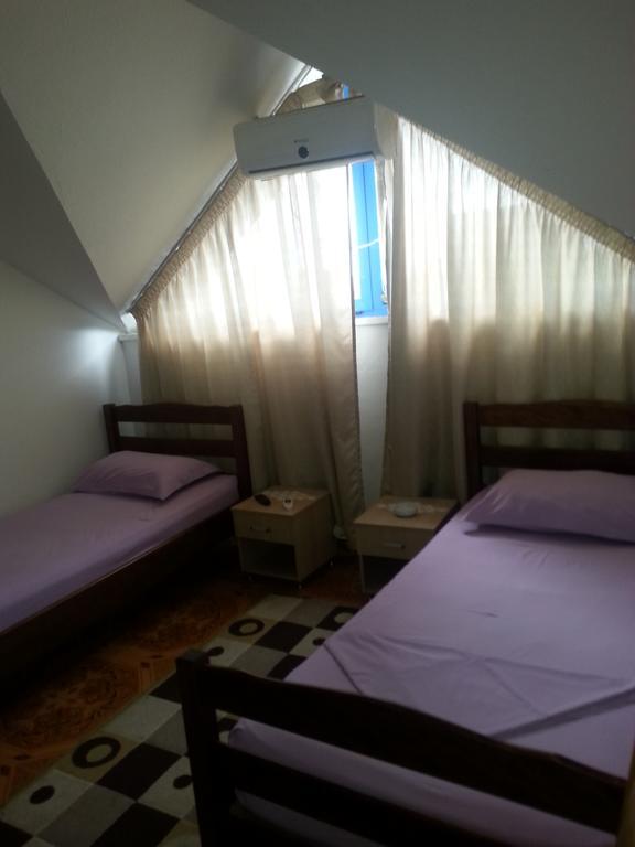 Hotel Ambasador Bahçallëk 객실 사진